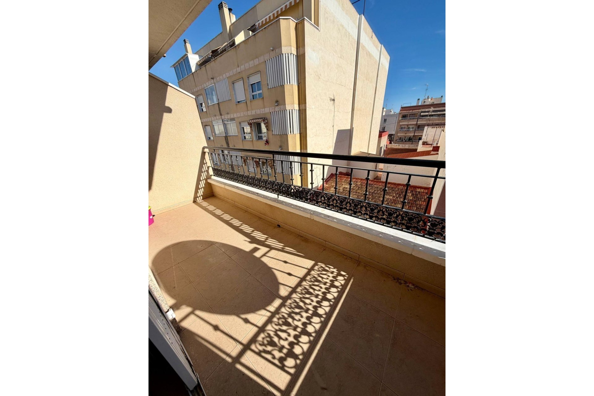 Revente - Villa -
Torrevieja - Centro