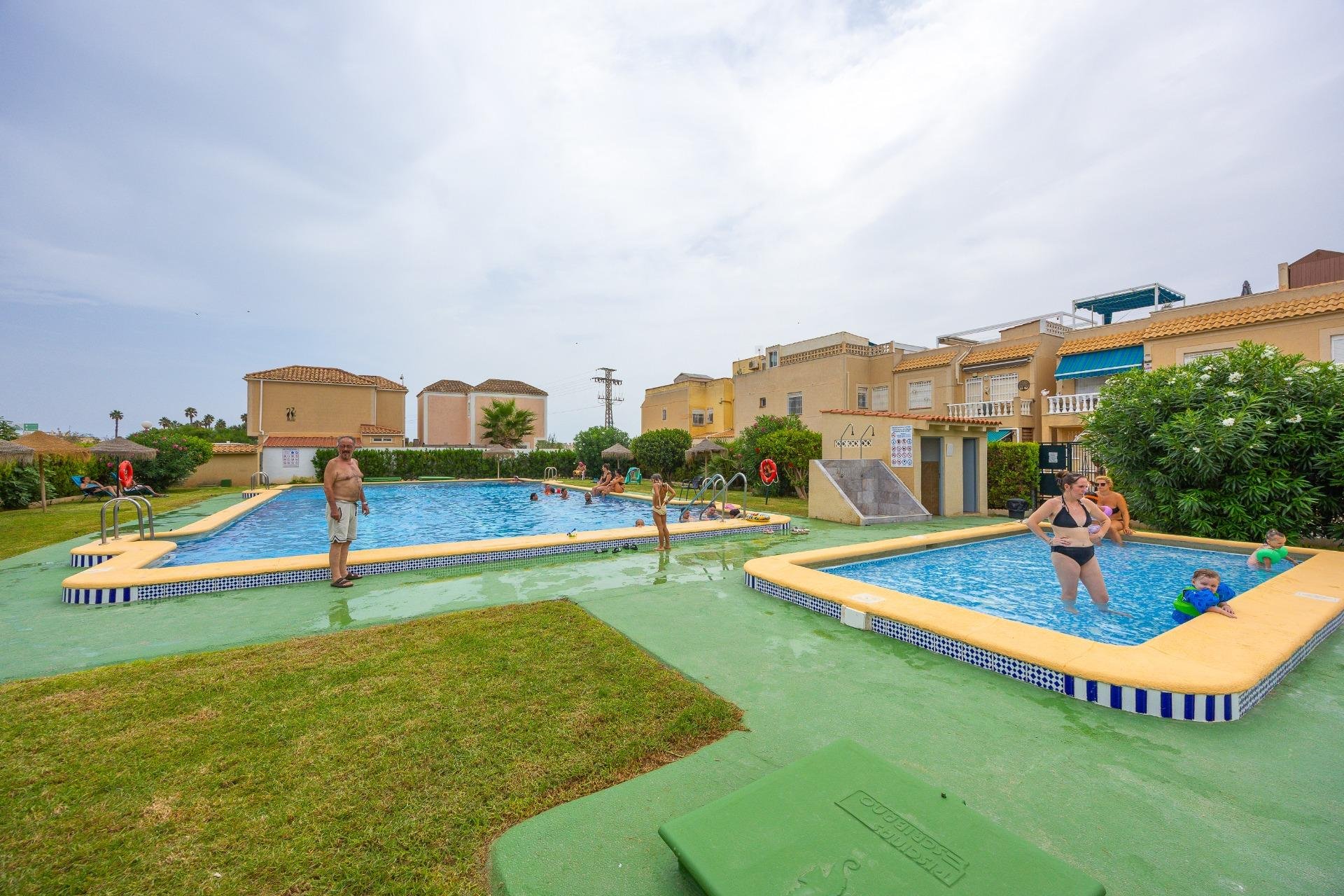 Revente - Villa -
Torrevieja - El Limonar