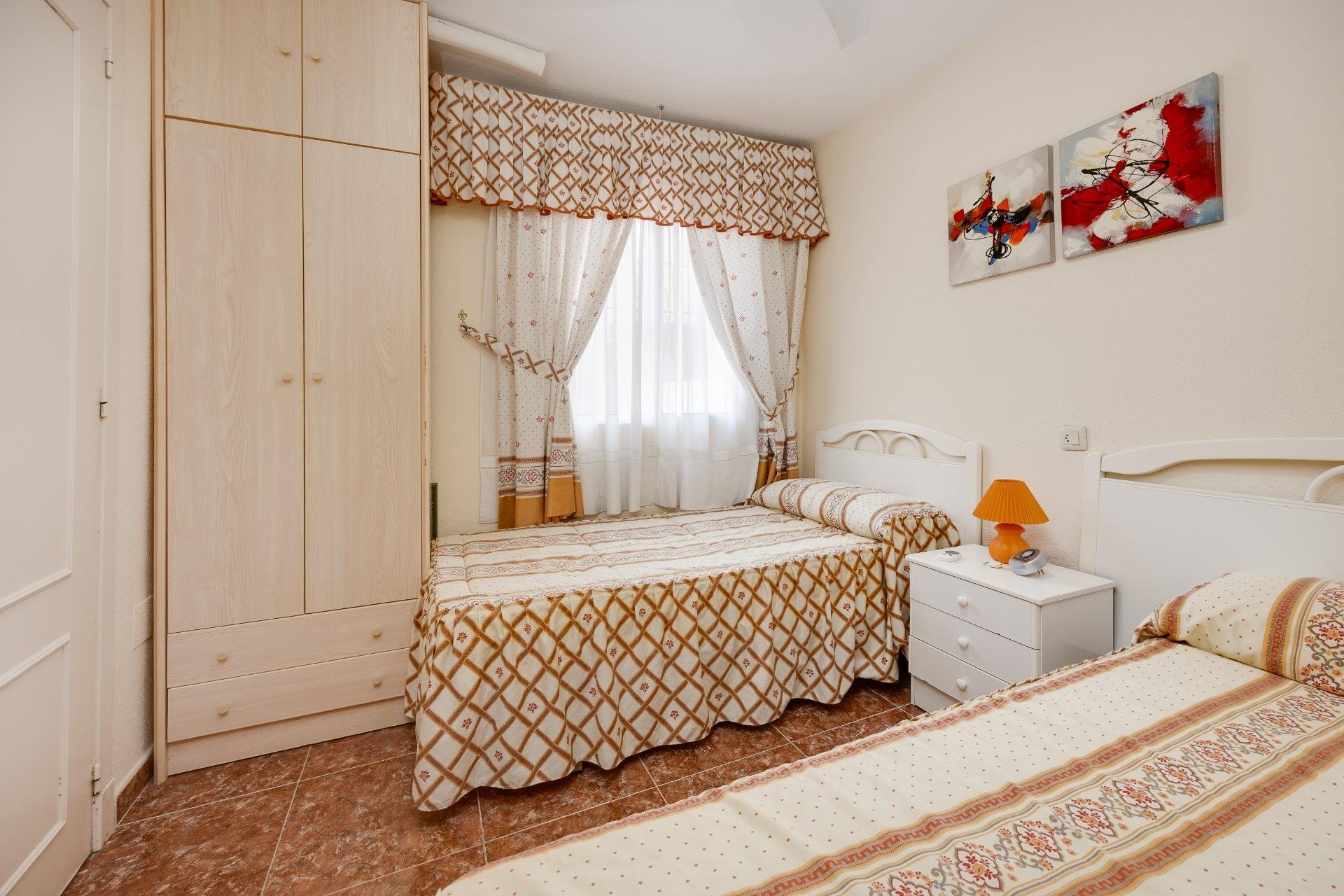 Revente - Villa -
Torrevieja - El Limonar