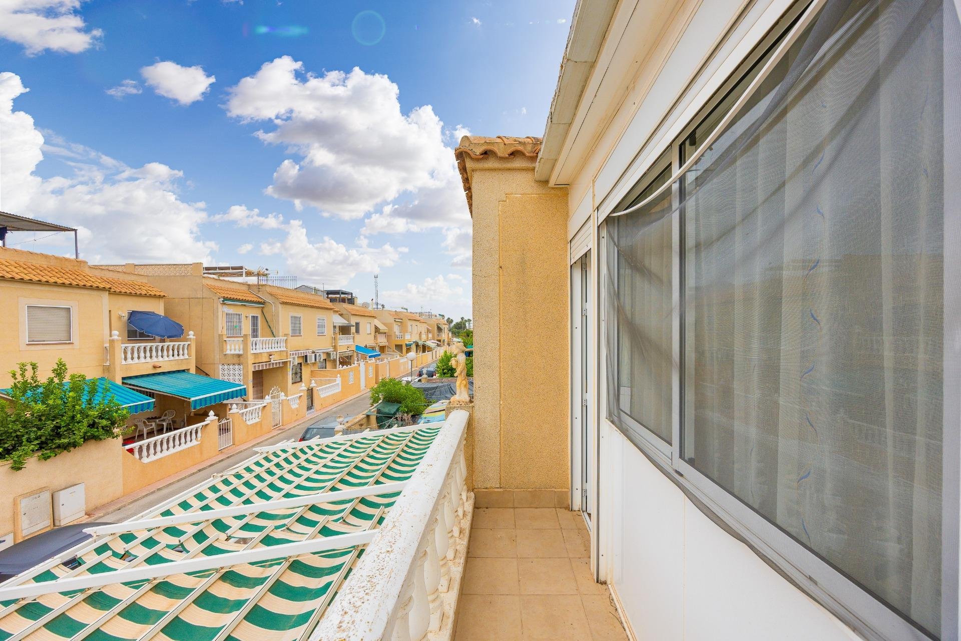 Revente - Villa -
Torrevieja - El Limonar