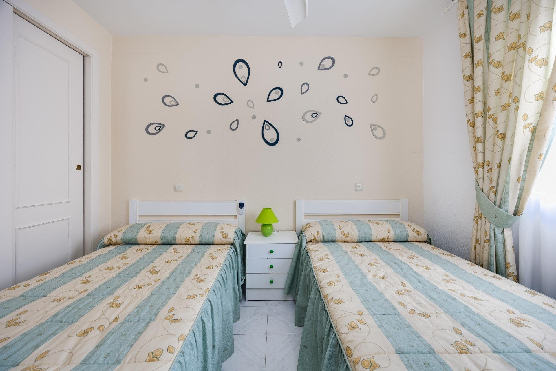 Revente - Villa -
Torrevieja - El Limonar