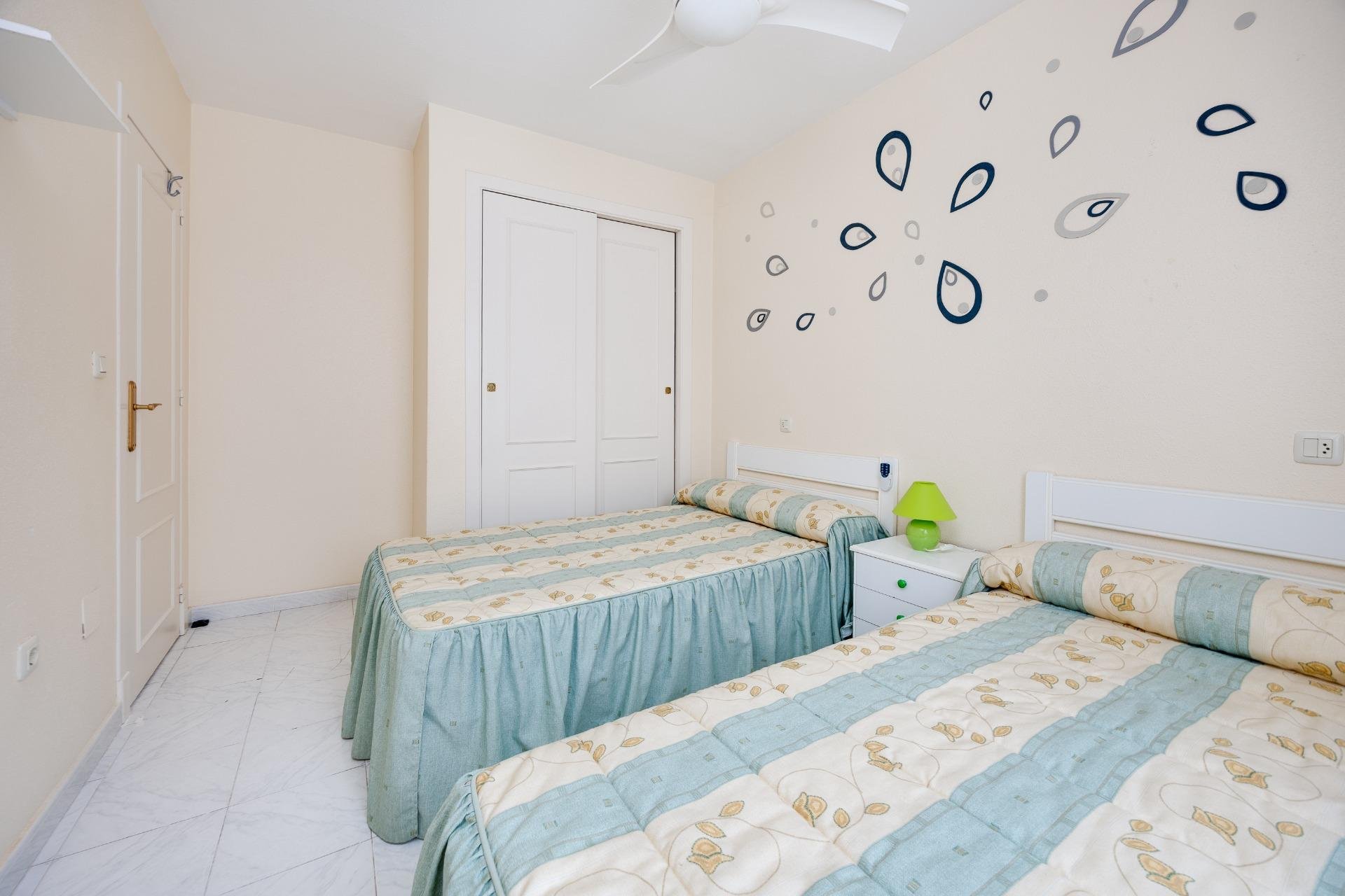 Revente - Villa -
Torrevieja - El Limonar