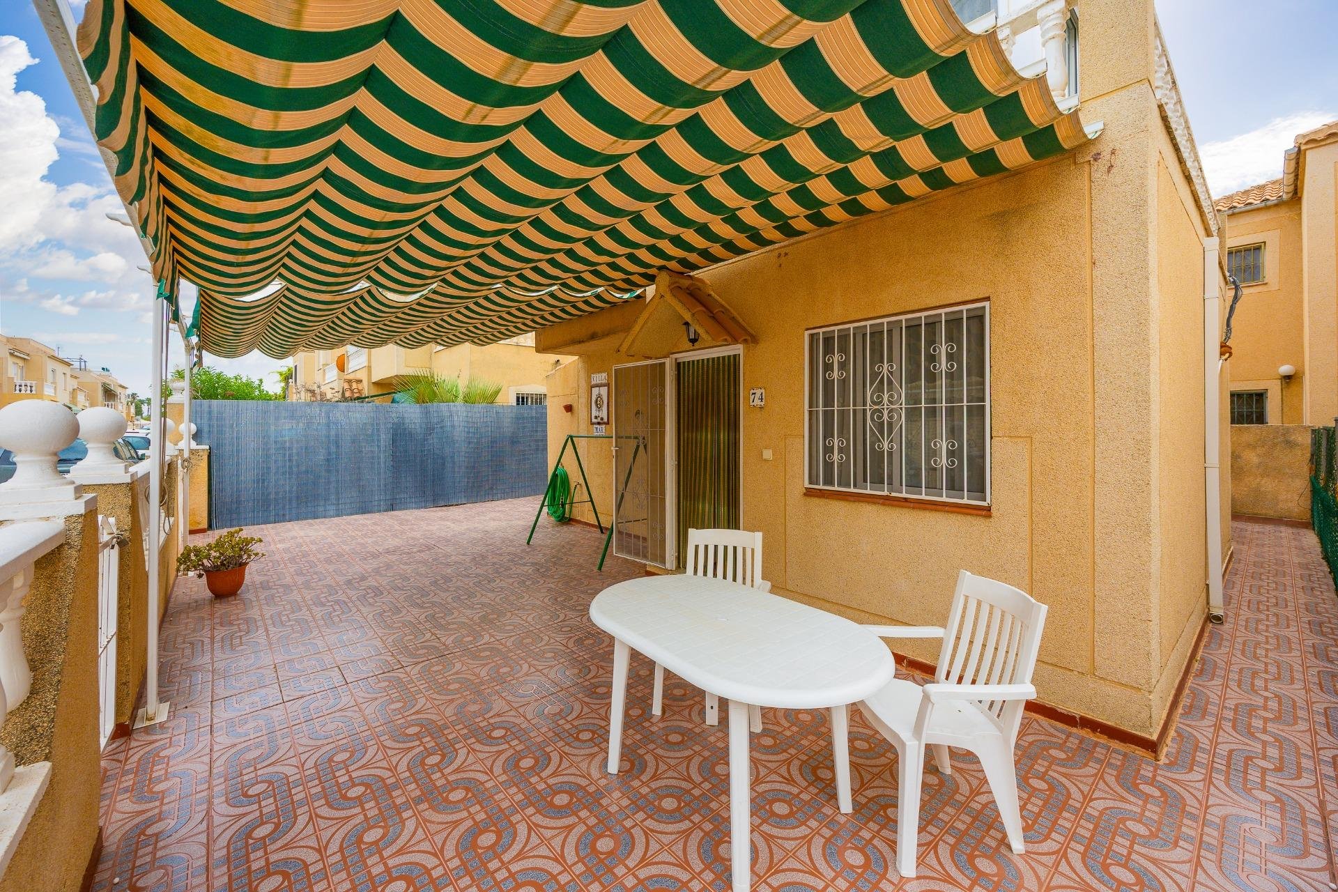 Revente - Villa -
Torrevieja - El Limonar