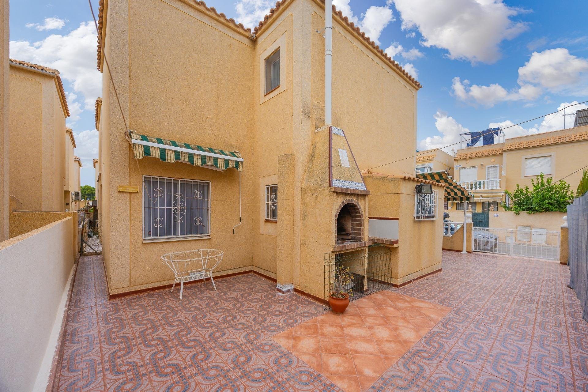 Revente - Villa -
Torrevieja - El Limonar