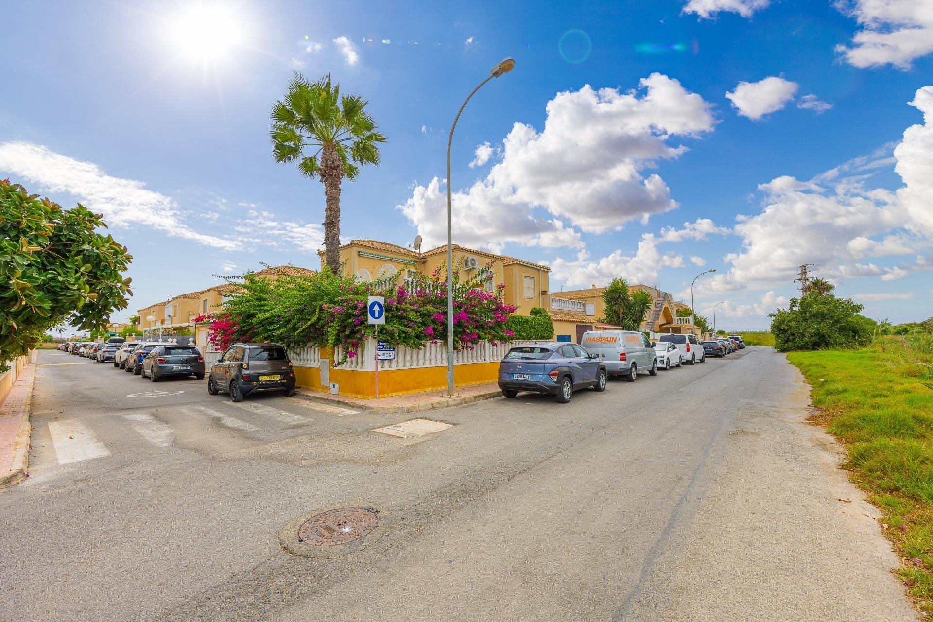 Revente - Villa -
Torrevieja - El Limonar