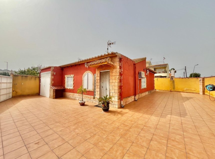 Revente - Villa -
Torrevieja - Los Balcones - Los Altos del Edén