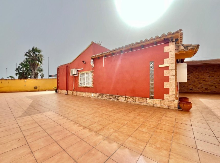 Revente - Villa -
Torrevieja - Los Balcones - Los Altos del Edén