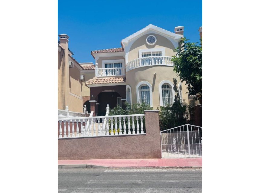 Revente - Villa -
Villamartin - Costa Blanca