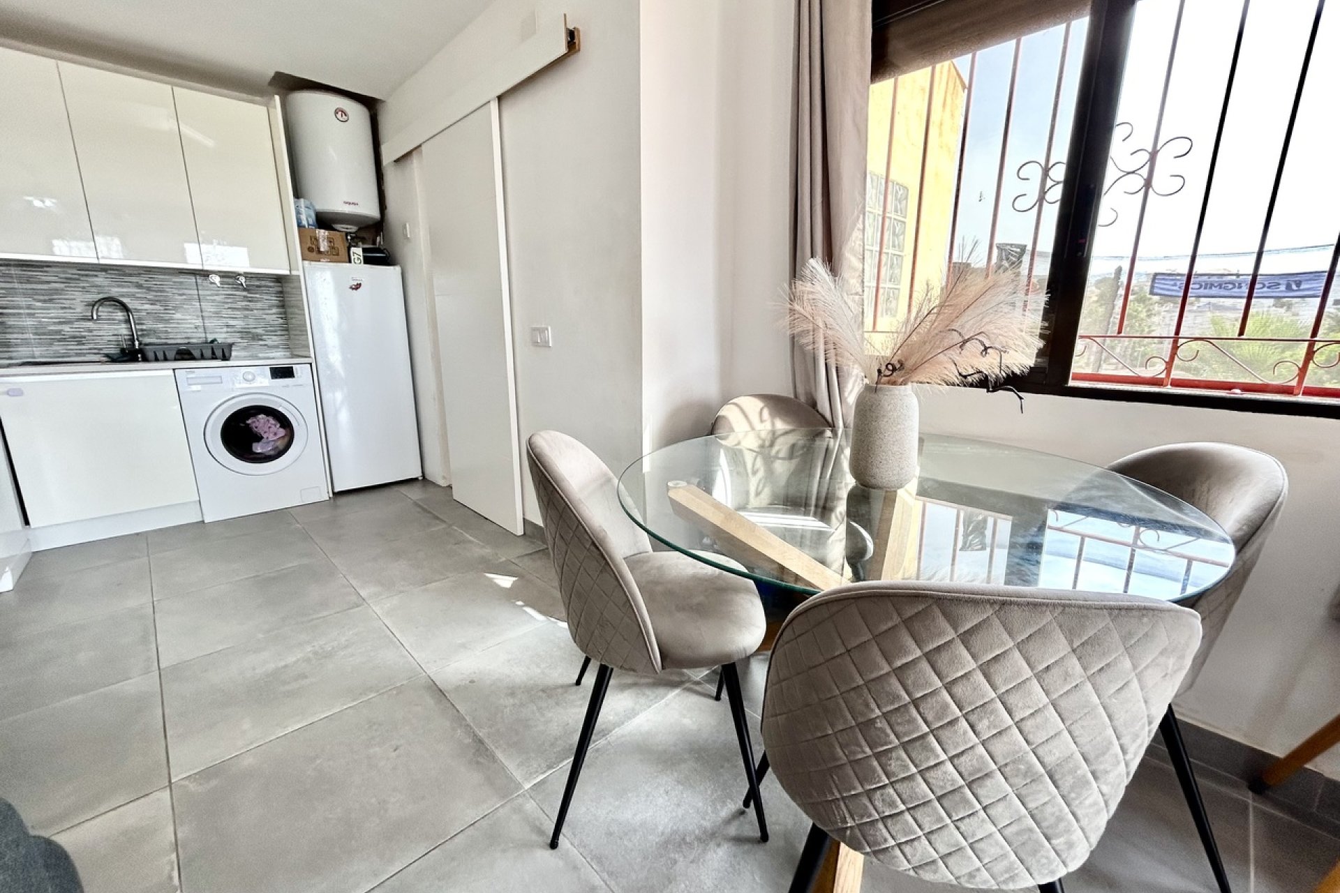 Revente - Villa -
Villamartin - Costa Blanca
