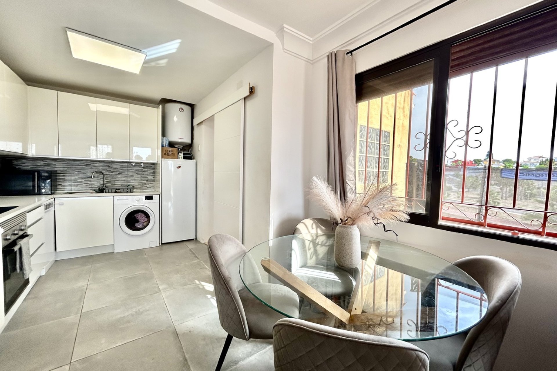 Revente - Villa -
Villamartin - Costa Blanca
