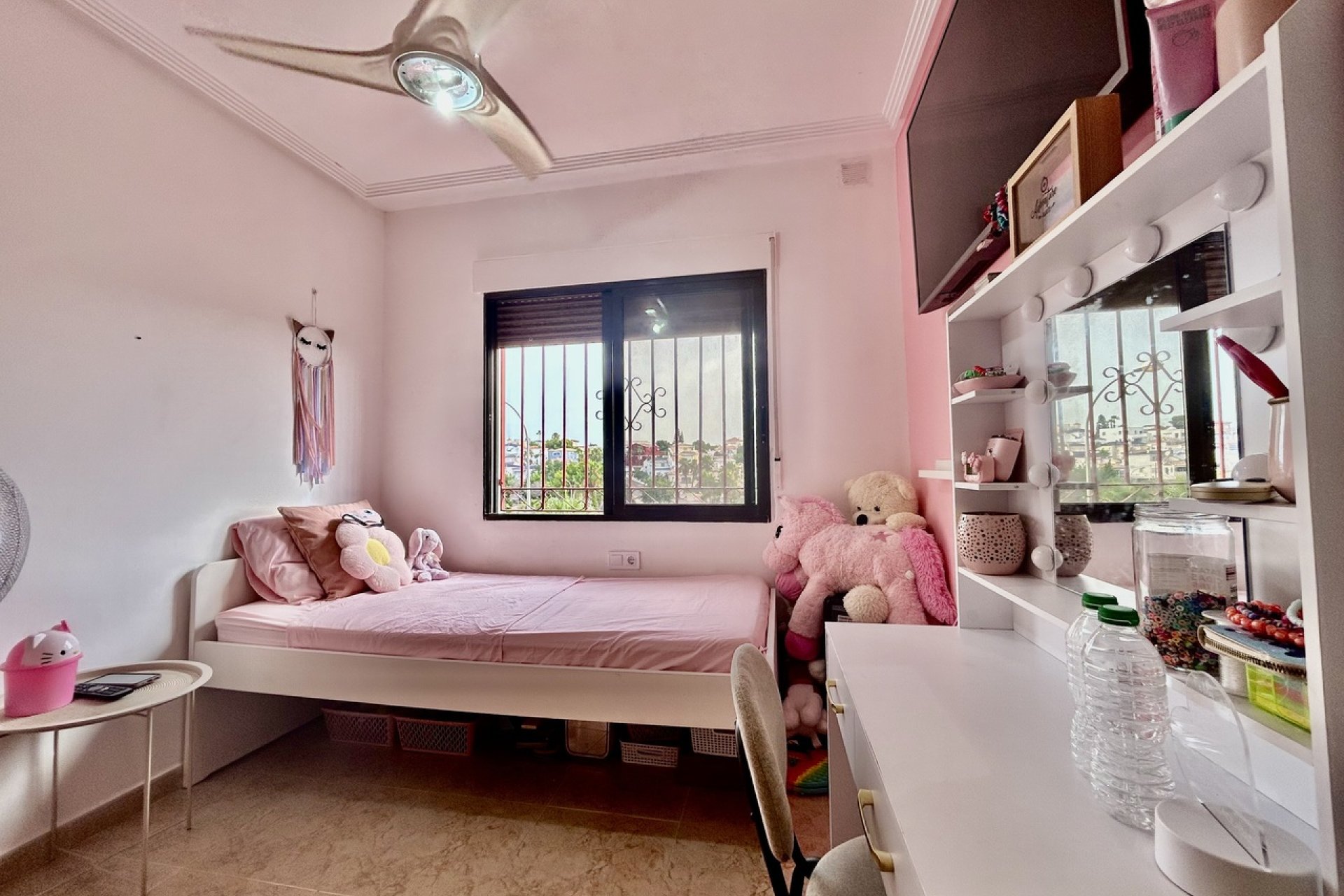 Revente - Villa -
Villamartin - Costa Blanca