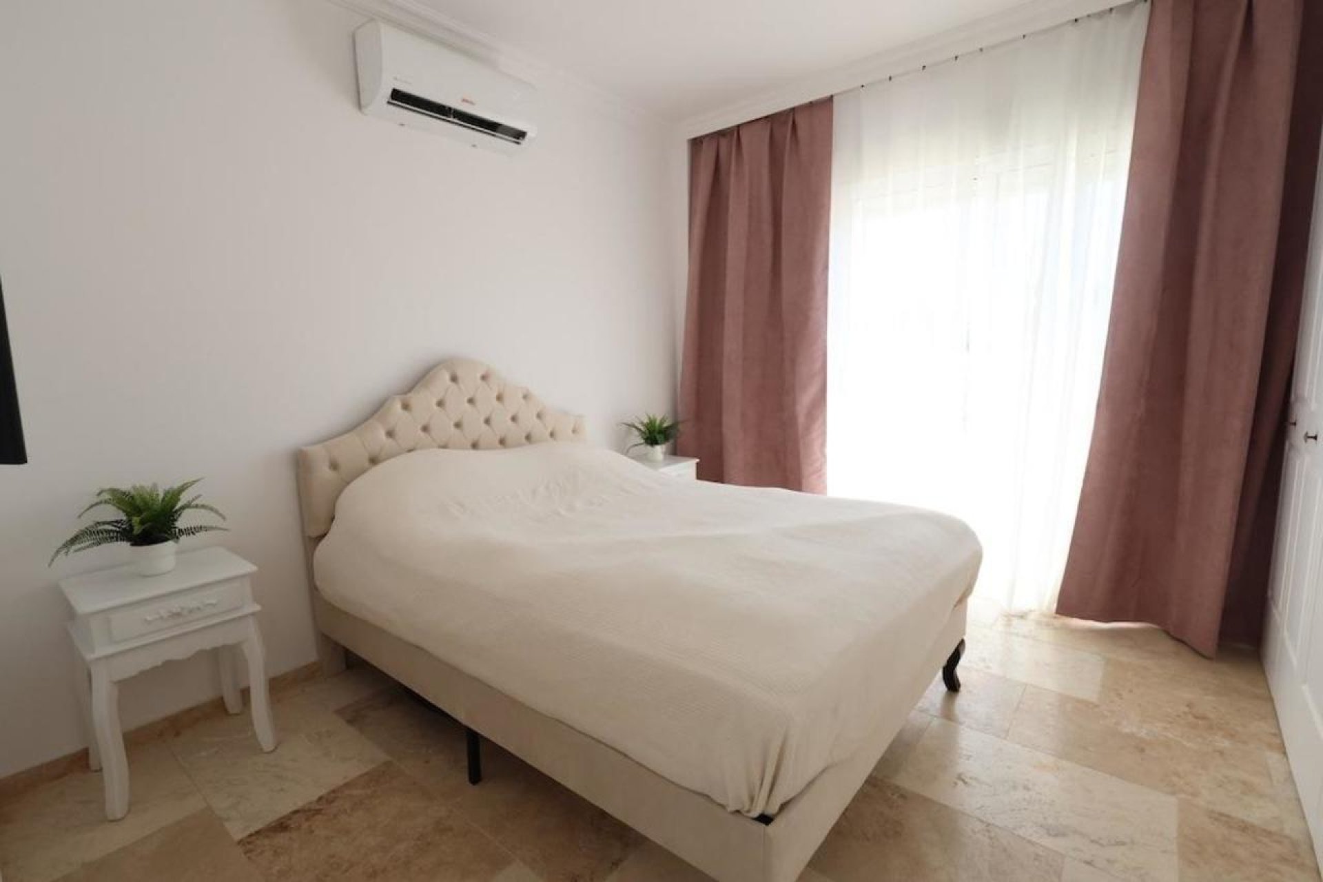 Revente - Villa -
Villamartin - Costa Blanca