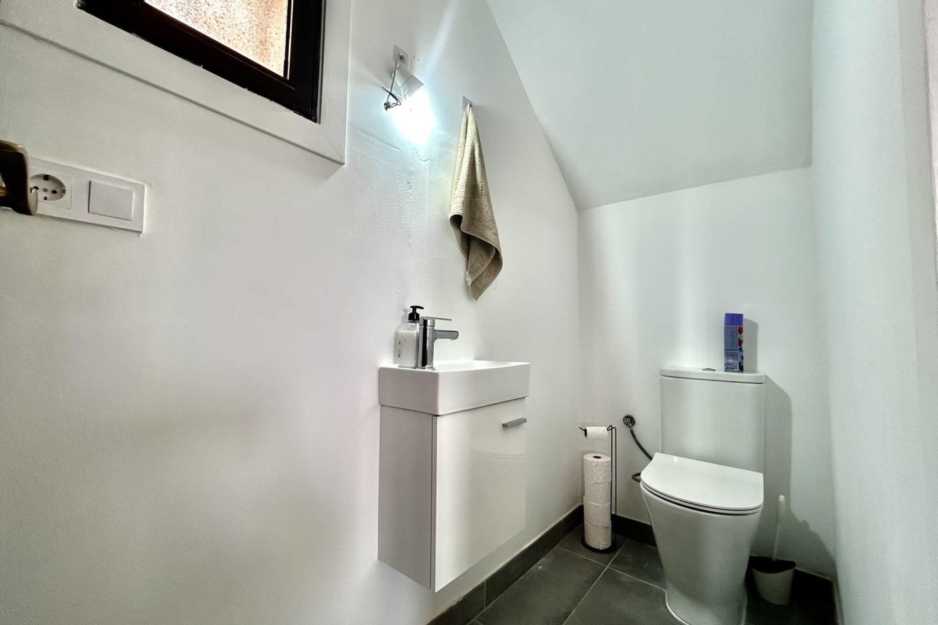 Revente - Villa -
Villamartin - Costa Blanca