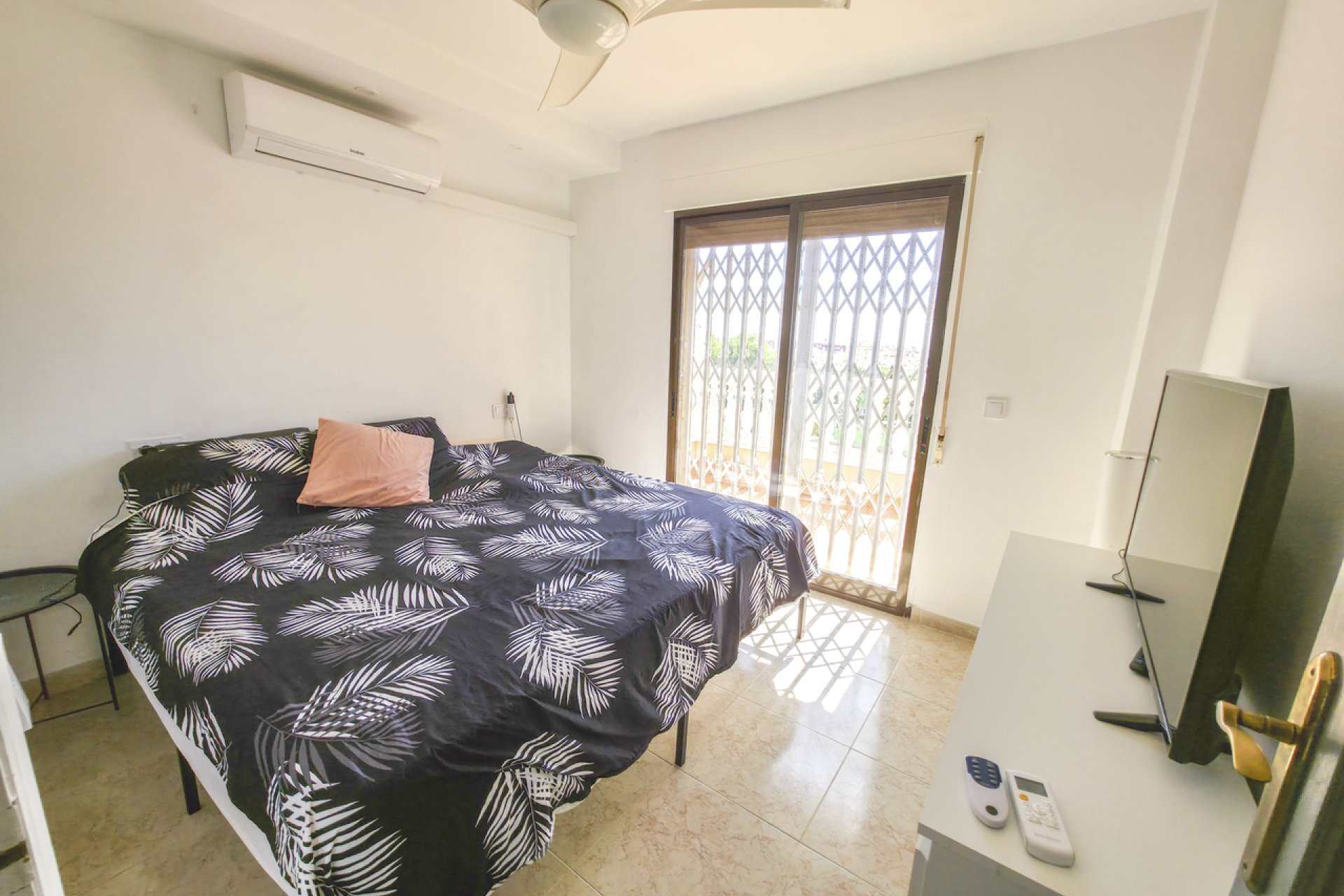 Revente - Villa -
Villamartin - Costa Blanca
