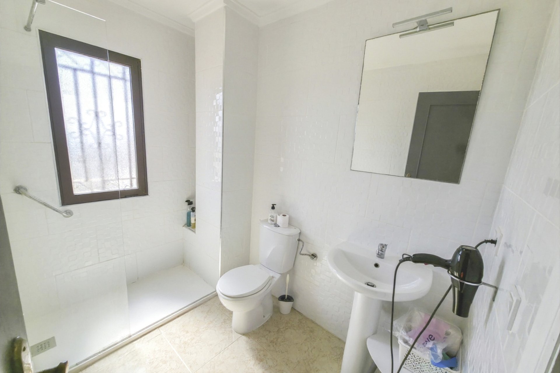 Revente - Villa -
Villamartin - Costa Blanca