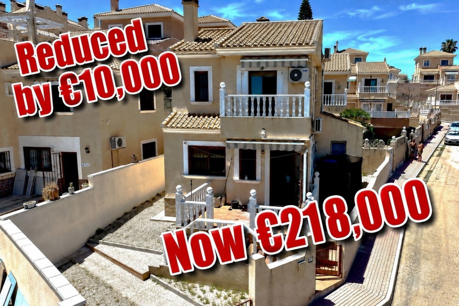 Revente - Villa -
Villamartin - Costa Blanca