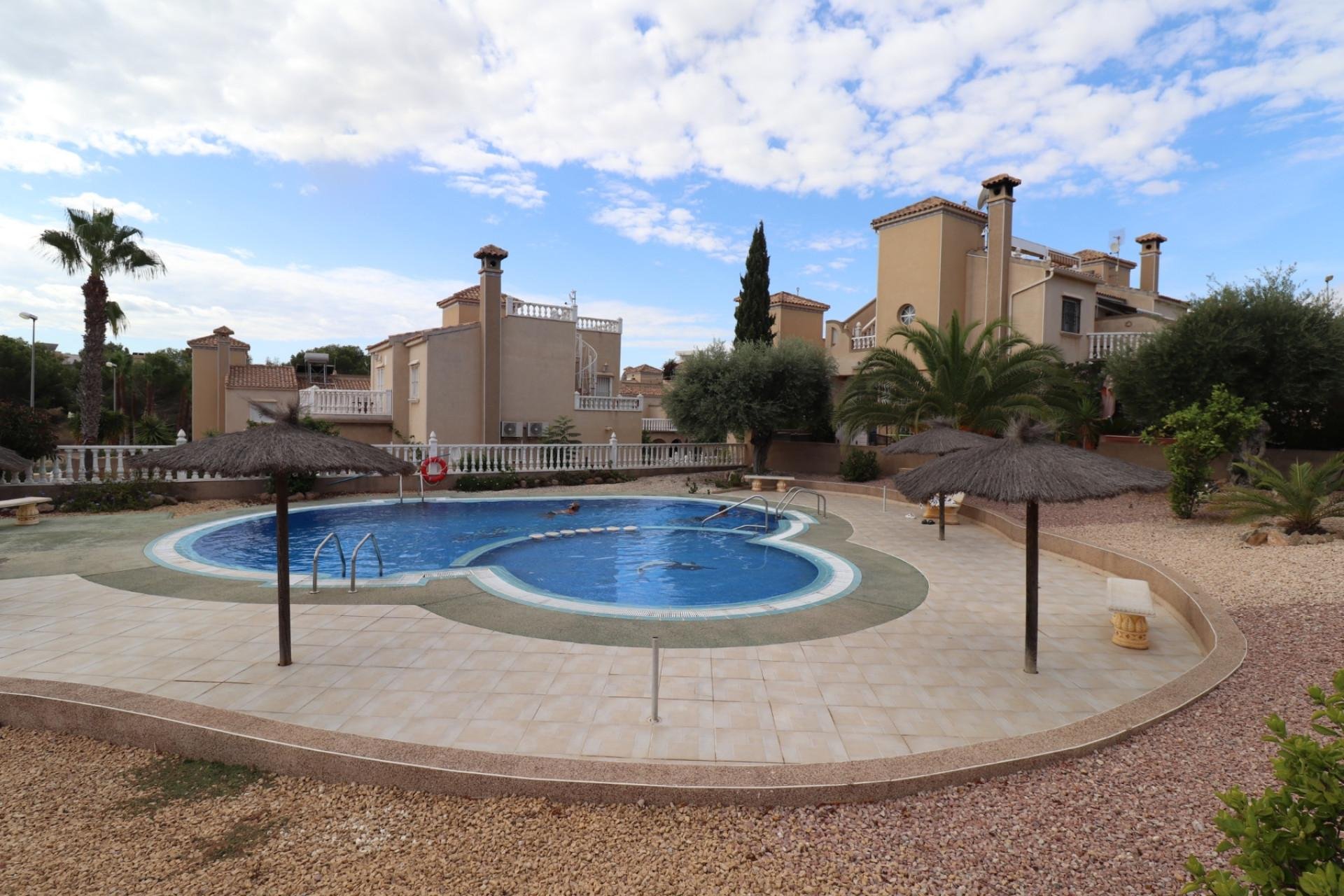 Revente - Villa -
Villamartin - Costa Blanca
