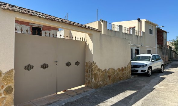 Town House - Resale - Benejúzar -
                Inland