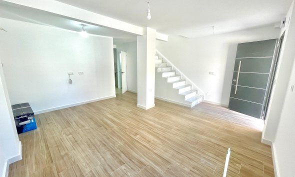 Town House - Resale - Daya Vieja - Costa Blanca