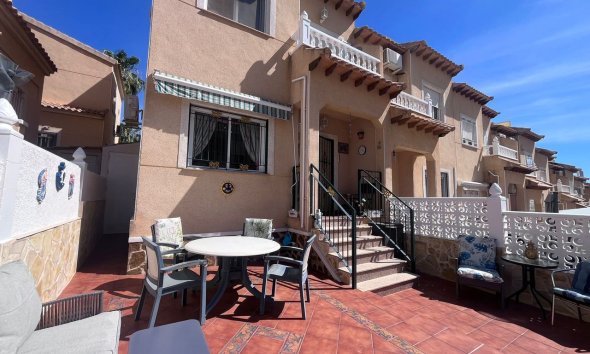 Town House - Revente - Villamartin -
                Costa Blanca