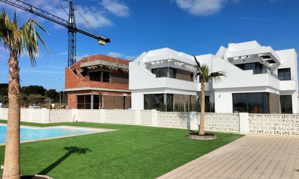 Villa - New Build -
            Pilar de la Horadada - NB-32493