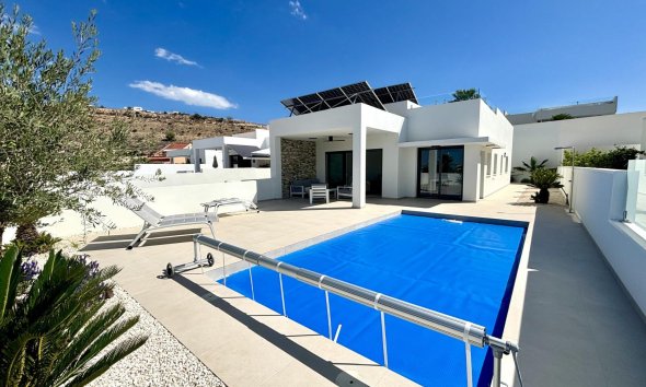 Villa - New Build -
            Rojales - NB-32915