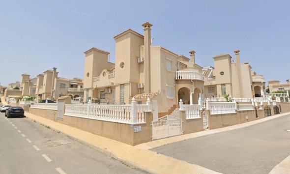 Villa - Reventa - Villamartin - Costa Blanca