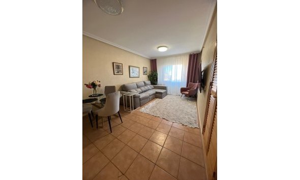 Resale - Apartment -
Torrevieja - Aguas Nuevas