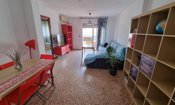 Resale - Apartment -
Torrevieja - Habaneras