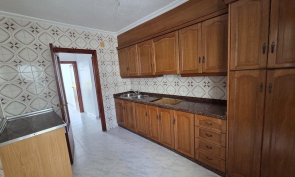 Revente - Apartment -
Torrevieja - Las Piscinas Naturales