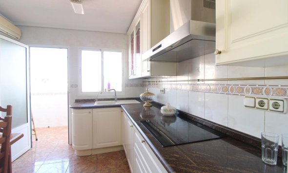 Resale - Apartment -
Torrevieja