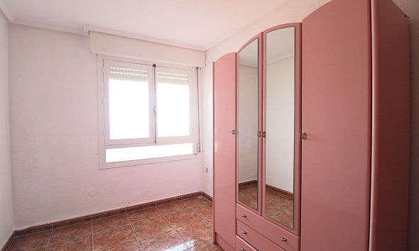 Resale - Apartment -
Torrevieja