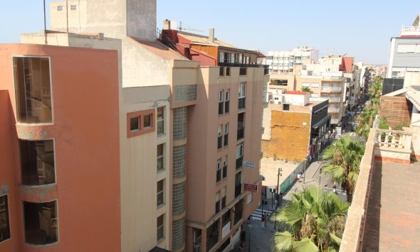 Resale - Apartment -
Torrevieja