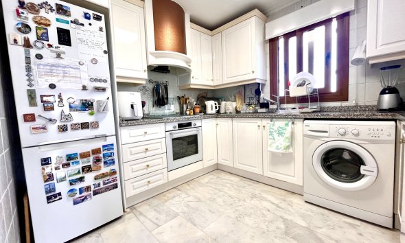 Revente - Apartment -
Villamartin - Costa Blanca