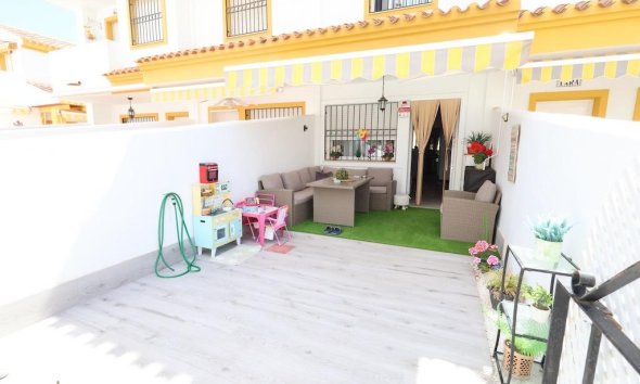 Resale - Duplex -
Pilar de la Horadada - Costa Blanca