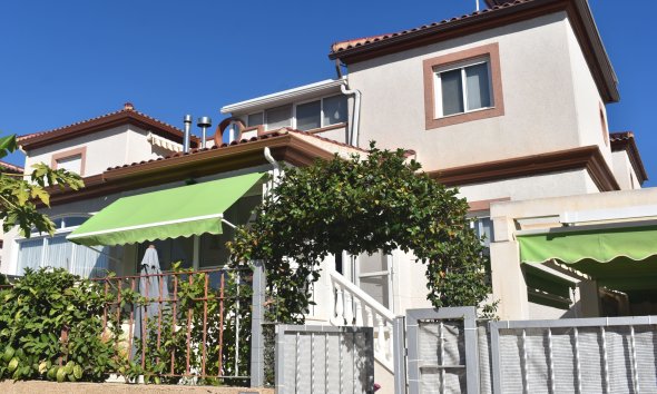 Revente - Villa -
San Fulgencio - Costa Blanca