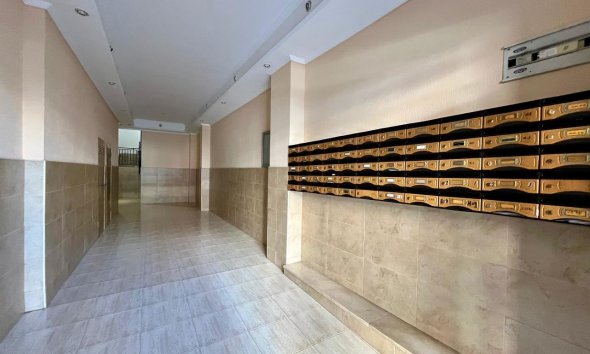 Revente - Apartment -
Torrevieja - Costa Blanca