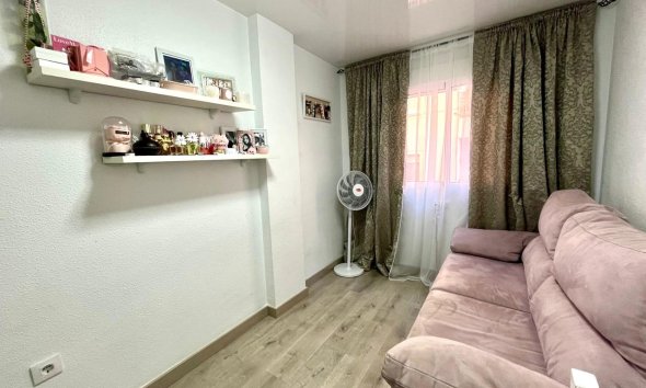 Revente - Apartment -
Torrevieja - Costa Blanca