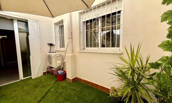 Revente - Apartment -
Torrevieja - Costa Blanca