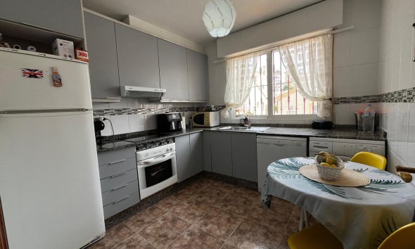 Reventa - Town House Penthouse -
Torrevieja - La Florida