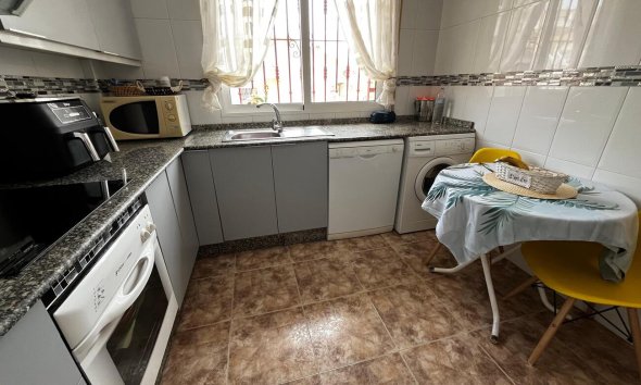 Reventa - Town House Penthouse -
Torrevieja - La Florida