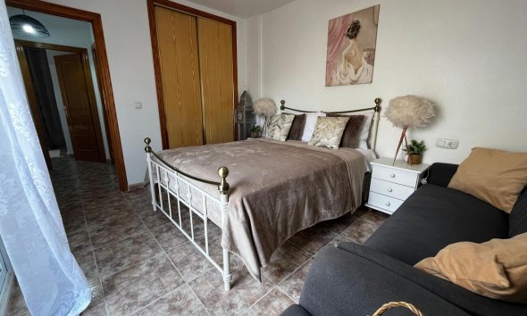 Reventa - Town House Penthouse -
Torrevieja - La Florida