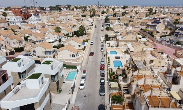 Reventa - Town House Penthouse -
Torrevieja - La Florida