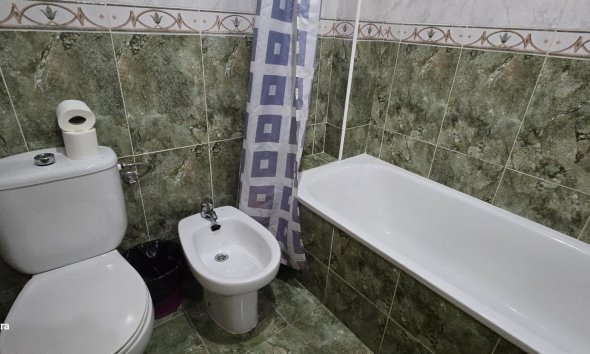 Revente - Apartment -
Torrevieja