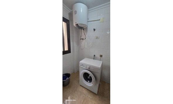 Revente - Apartment -
Torrevieja