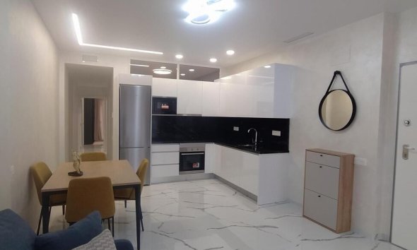 Resale - Apartment -
Torrevieja - Playa del Cura