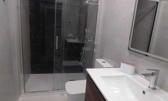 Resale - Apartment -
Torrevieja - Playa del Cura