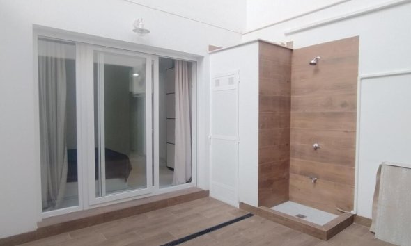 Resale - Apartment -
Torrevieja - Playa del Cura