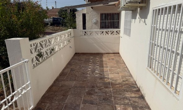 Resale - Town House -
Torrevieja - La Siesta - El Salado - Torreta