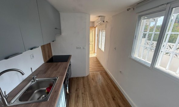 Resale - Town House -
Torrevieja - La Siesta - El Salado - Torreta